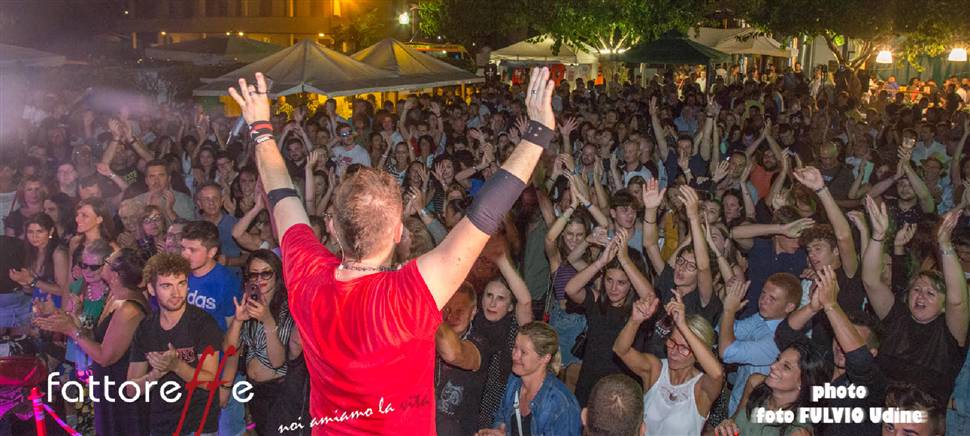 Sabato 11 e 18 luglio dalle 18:00 ti aspettiamo all’aperitivo fattoreffe con degustazione prodotti a km0, musica e tanto divertimento.