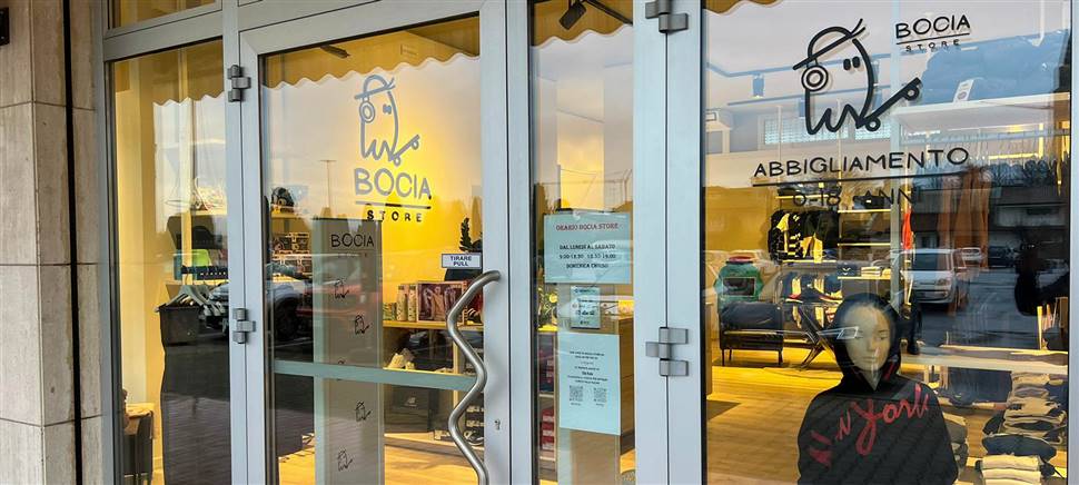 Bocia Store: abbigliamento 0/18 anni! Vieni a scoprire la nostra selezione di brand esclusivi e le ultime tendenze per vestire i tuoi bimbi con stile.