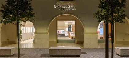 Vieni a trovarci e scopri il progetto UNICA® Con l’aiuto di un software dedicato potrai
creare le tue fedi nuziali personalizzate.