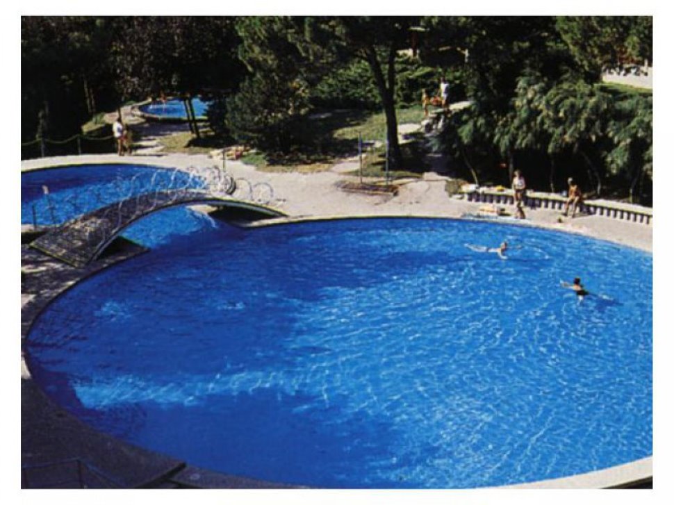 La tua estate a Duna: uno splendido residence con piscina a Lignano.