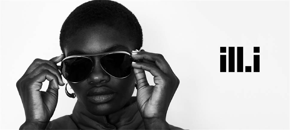 Vieni a scoprire la nuova collezione ill.i Optics di will.i.am. Gli occhiali ispirati alle forme vintage dei primi rapper anni ‘80
