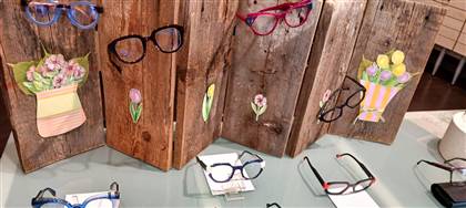 Esprimi il tuo stile con un nuovo occhiale: una lente te la regaliamo noi!
Offerta valida su occhiale completo fino al 13/06/26.