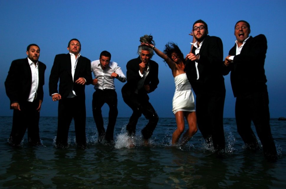 VENERDÌ 9 AGOSTO AL PARCO DEL CORMOR LA GRANDE CHIUSURA STAGIONALE CON I LIVE DI SKA-J E PLAYA DESNUDA