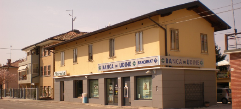 Vieni in via Cividale a conoscere i nostri servizi. Banca di Udine: a pochi metri da te