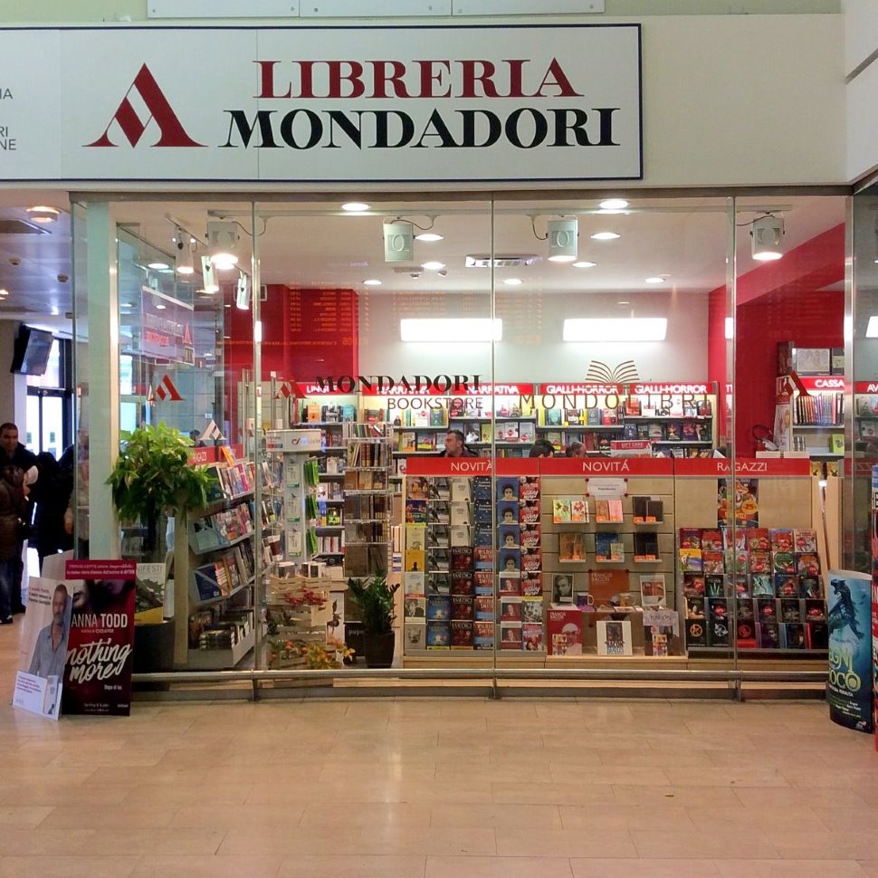 Libreria Mondadori 20km info vieni a scoprire la rinnovata libreria Libreria Mondadori 20km info vieni a scoprire la rinnovata libreria
